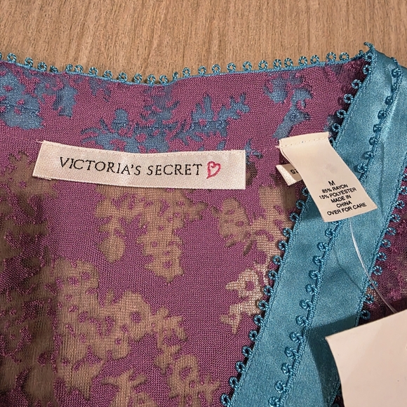 NWT Victoria’s Secret Sheer Floral Cardigan Purple Blue Trim Lightweight Size M - Picture 3 of 12